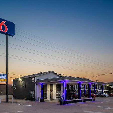 Studio 6 Fort Worth, Tx - Stockyards East Exterior photo